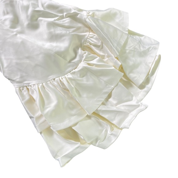 Bronx and Banco Paros‎ Gown in White - Picture 10 of 16